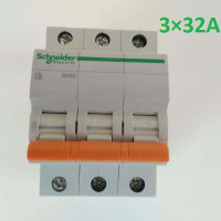 Автоматический выключатель ВА63 Домовой 3П 32A C Schneider Electric