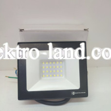Светодиодный прожектор 30W ElectroHouse 6000К 2700lm IP65