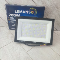 Светодиодный прожектор 200W 6500К 12000lm IP65 Lemanso "Посейдон" черный