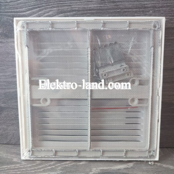 Решетка вентиляционная 210×210 со скрытым креплением и сеткой