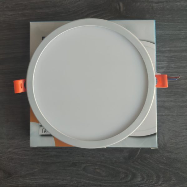 svetilnik-vreznoy-biom-cl-18w-krug-5000k